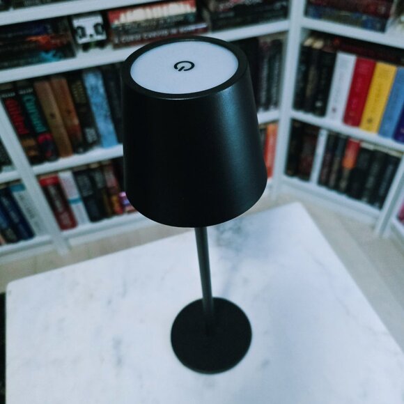 Cordless touch lamp (with USB charger) - Picture 3 of 4